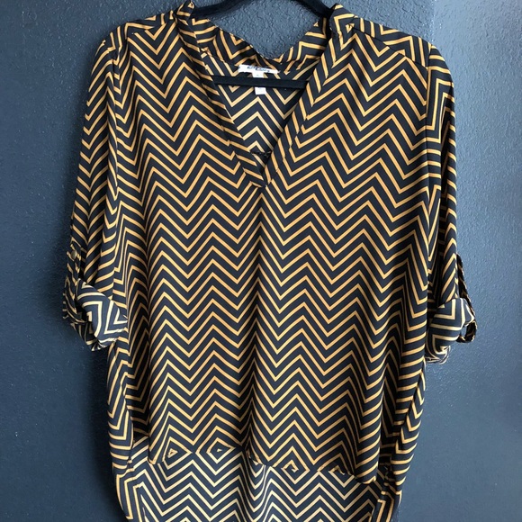 Blouse - Picture 1 of 5